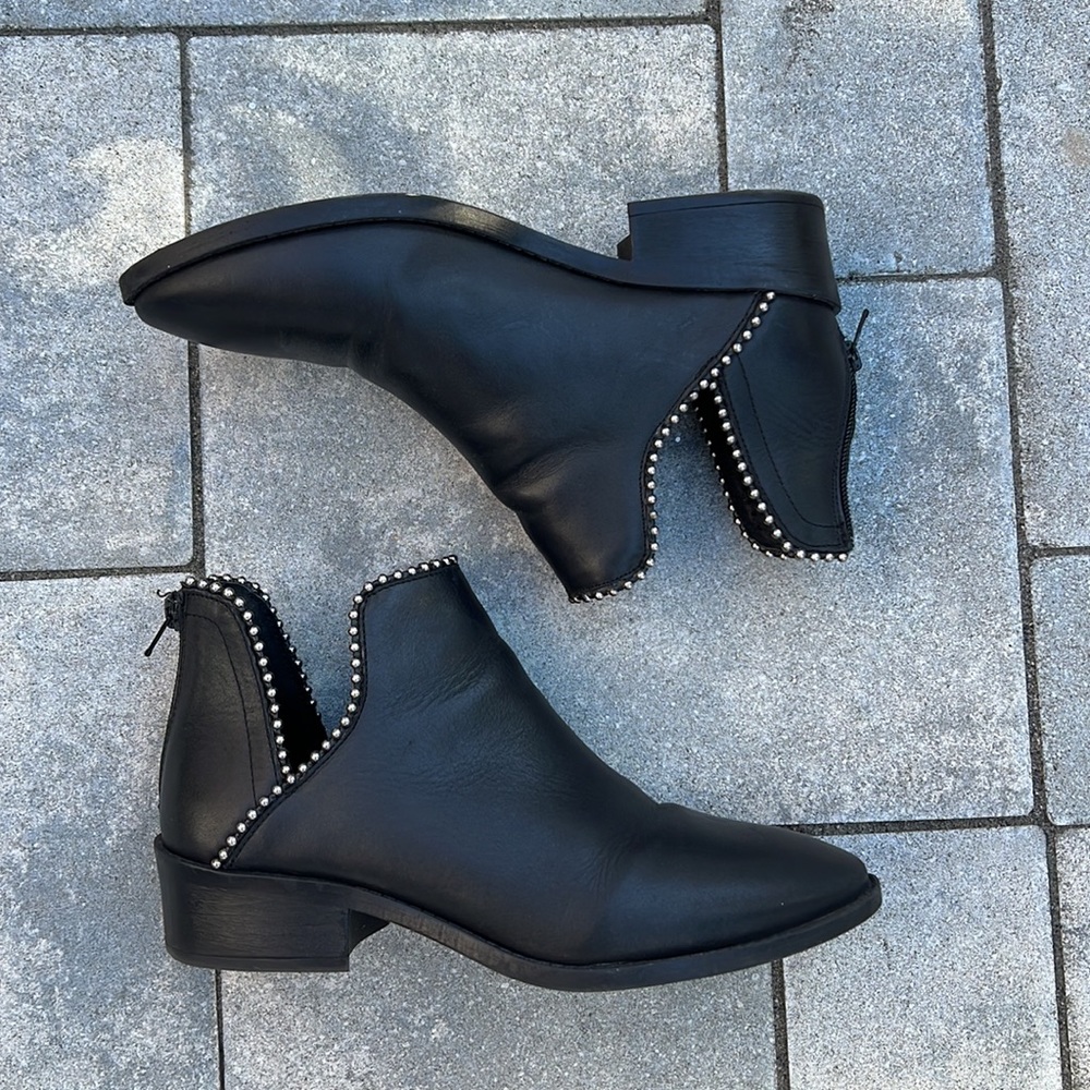 Steve Madden booties